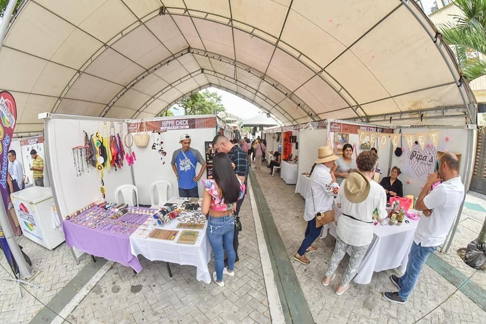 Feria gastronómica y artesanal